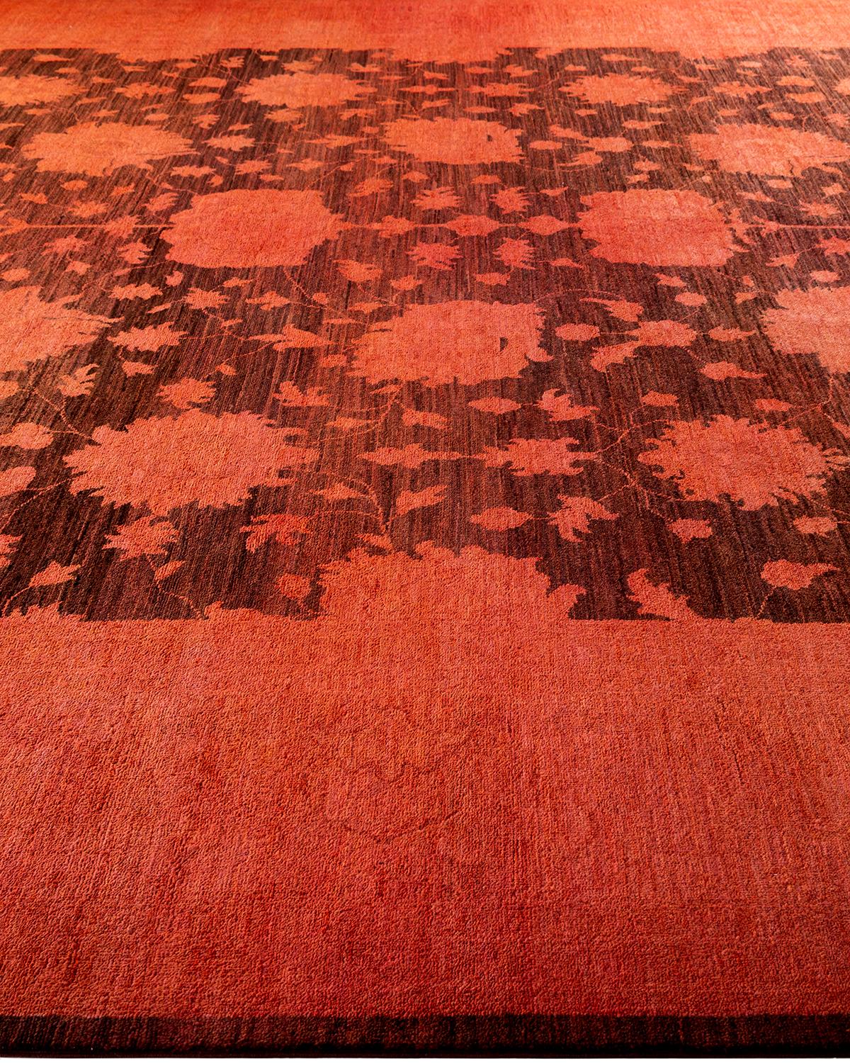 Tapis de sol contemporain en laine surteinte nouée à la main Brown Neuf - En vente à Norwalk, CT
