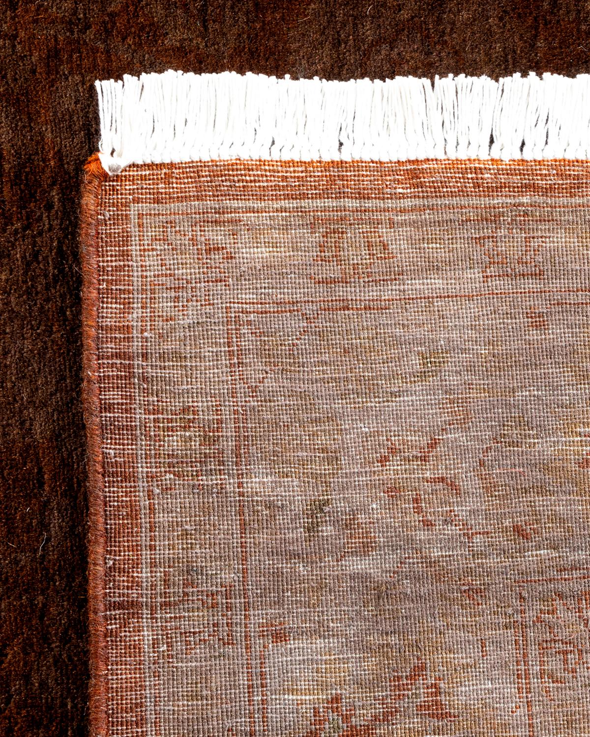 Alfombra de lana teñida a mano marrón contemporánea Siglo XXI y contemporáneo en venta