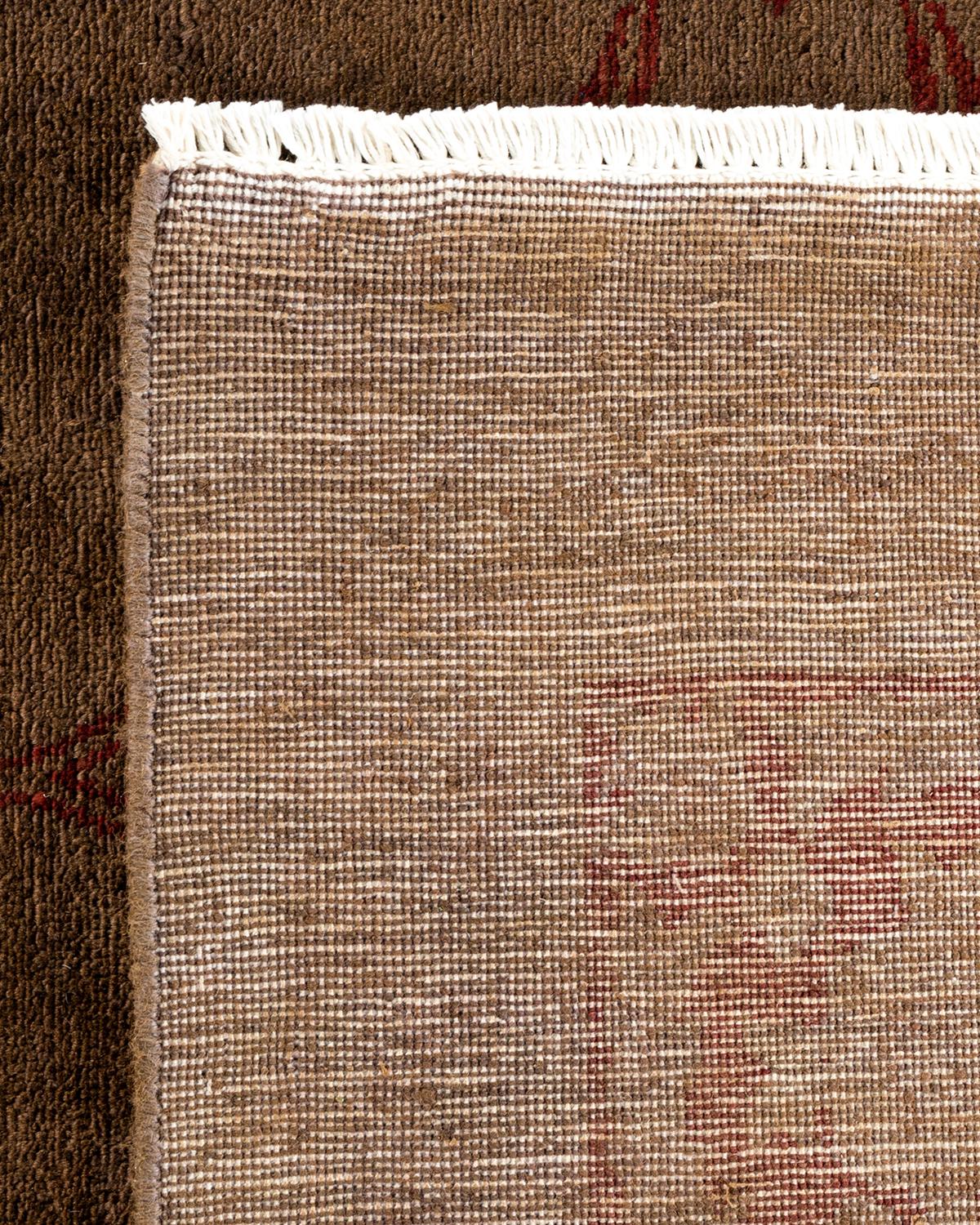 XXI secolo e contemporaneo Contemporary Overdyed Hand Knotted Wool Brown Area Rugs (Tappeto di lana marrone) in vendita