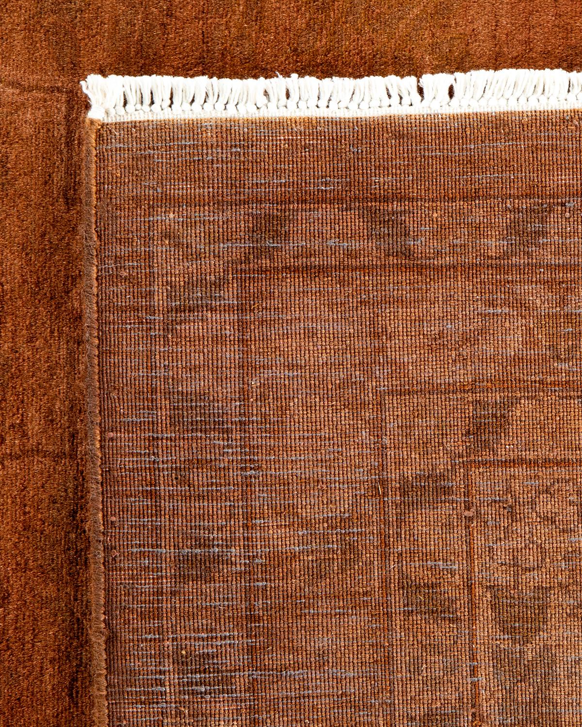 Contemporary Overdyed Hand Knotted Wool Brown Area Rug (21. Jahrhundert und zeitgenössisch) im Angebot