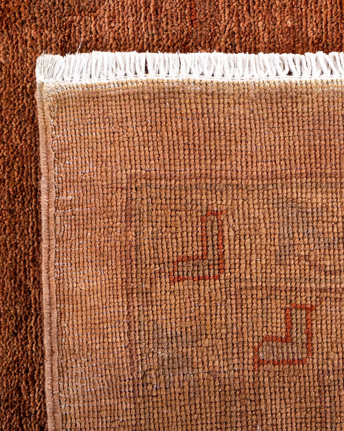 XXIe siècle et contemporain Tapis de sol contemporain en laine surteinte nouée à la main Brown en vente