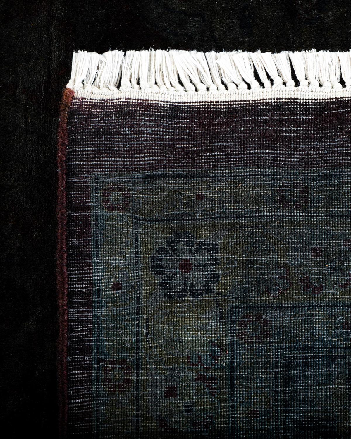 XXI secolo e contemporaneo Contemporary Overdyed Hand Knotted Wool Brown Area Rugs (Tappeto di lana marrone) in vendita