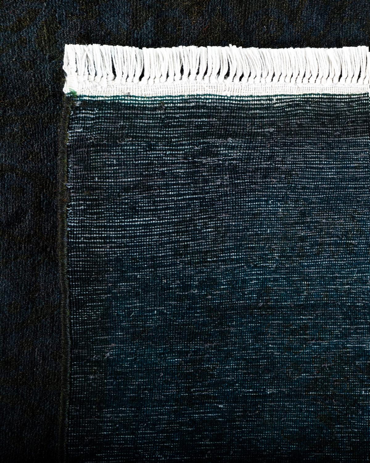 XXI secolo e contemporaneo Contemporary Overdyed Hand Knotted Wool Brown Area Rugs (Tappeto di lana marrone) in vendita