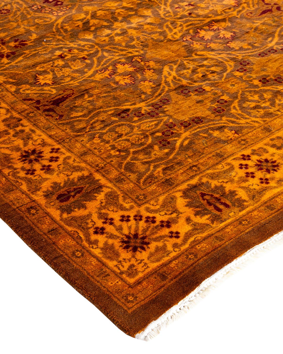 Vibrance-Teppiche sind der Inbegriff von Klassik mit Pfiff: traditionelle Muster in leuchtenden Farben gefärbt. Jeder handgeknüpfte Teppich wird mit einem 100 % natürlichen botanischen Farbstoff gewaschen, der verborgene Nuancen in den Mustern