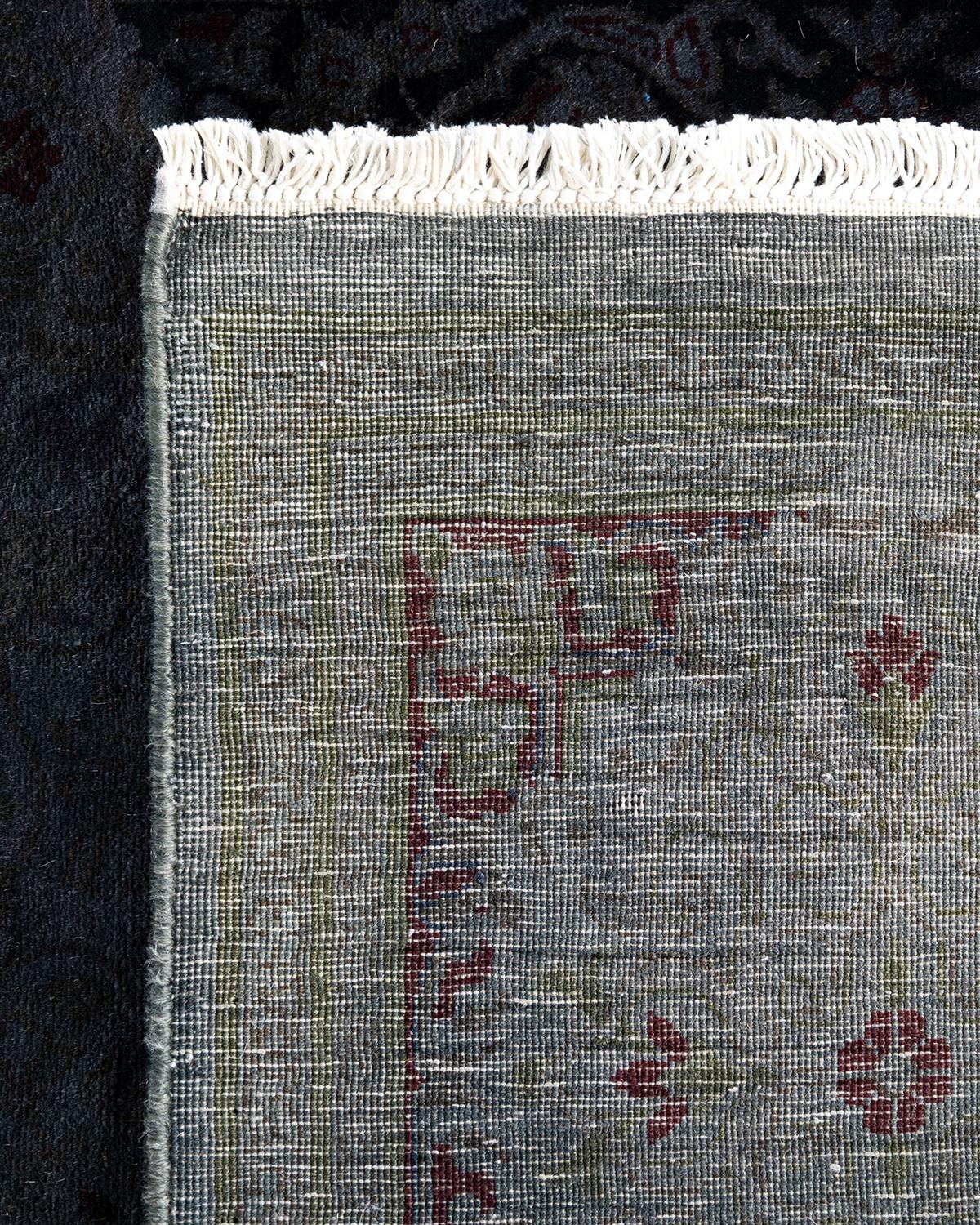 XXIe siècle et contemporain Chemin de table contemporain en laine surteinte nouée à la main Brown en vente