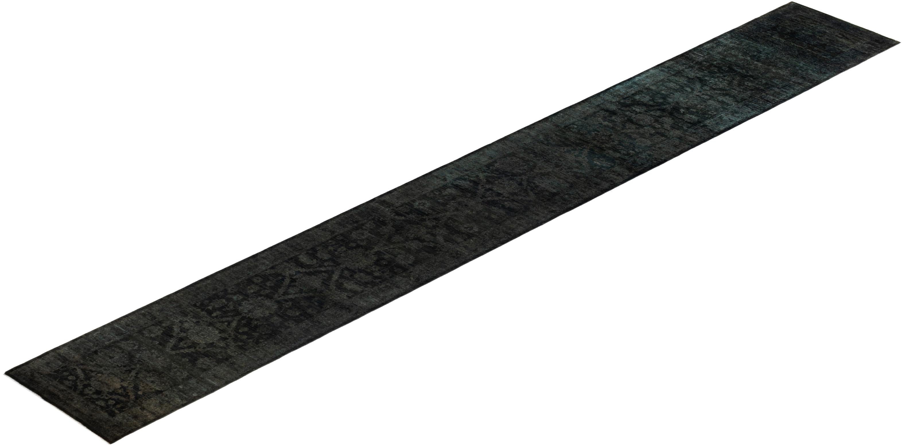 Chemin de table contemporain en laine surteinte nouée à la main Brown en vente 2