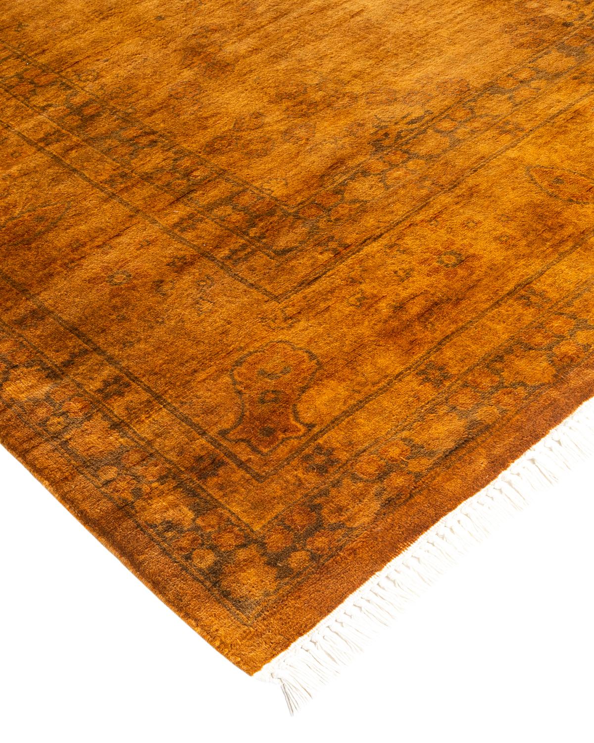 Vibrance-Teppiche sind der Inbegriff von Klassik mit Pfiff: traditionelle Muster in leuchtenden Farben gefärbt. Jeder handgeknüpfte Teppich wird mit einem 100% natürlichen botanischen Farbstoff gewaschen, der verborgene Nuancen in den Mustern
