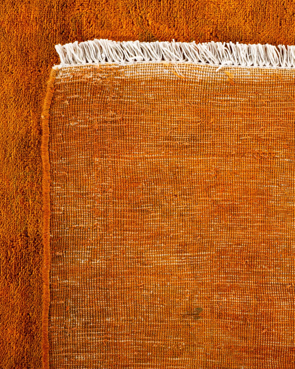 Alfombra de lana dorada teñida a mano contemporánea Siglo XXI y contemporáneo en venta