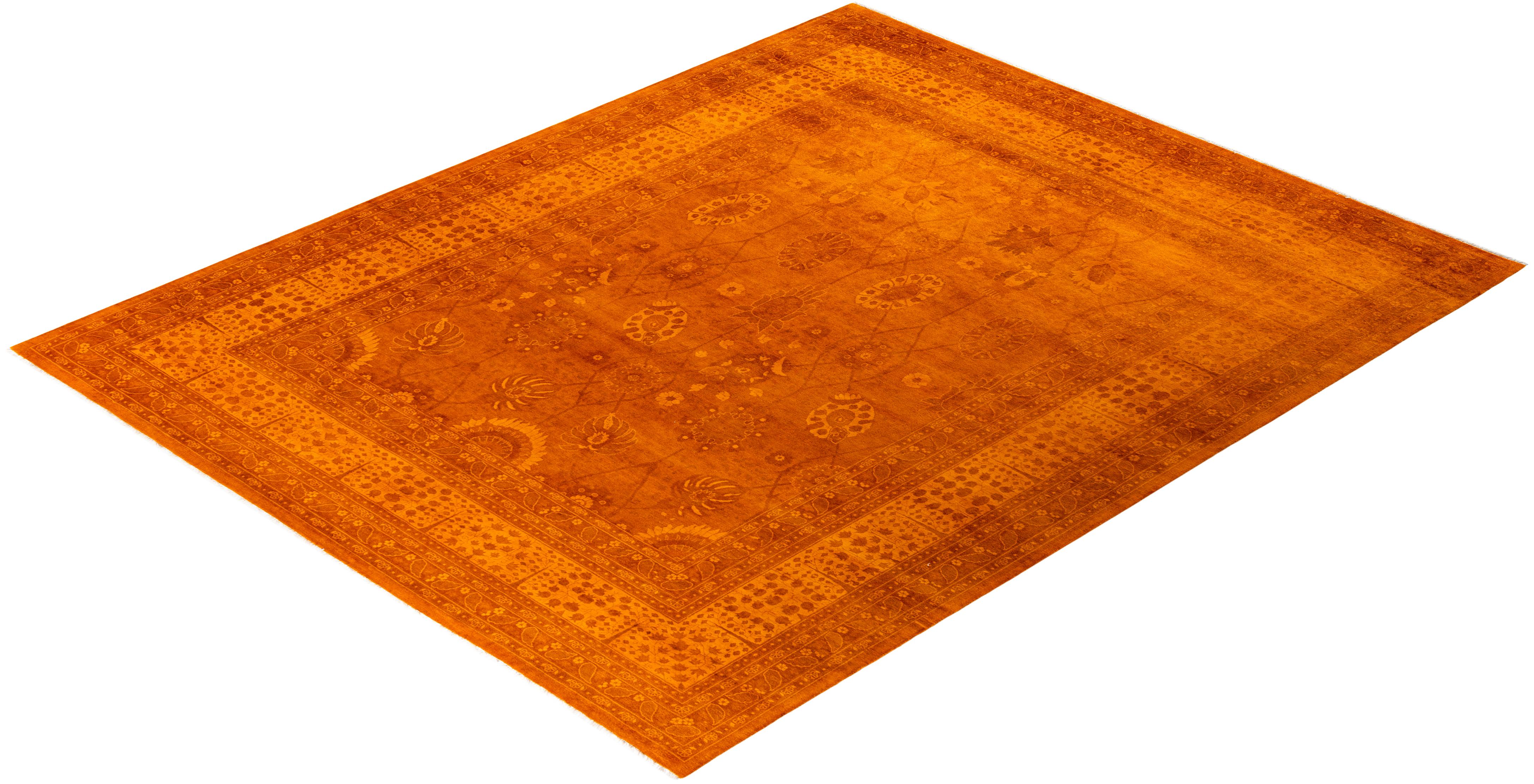 Contemporary Overdyed Hand Knotted Wool Gold Area Rug im Angebot 2