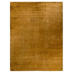 Contemporary Overdyed Hand Knotsted Wool Gold Area Rug (Tapis de sol en laine surteintée doré)