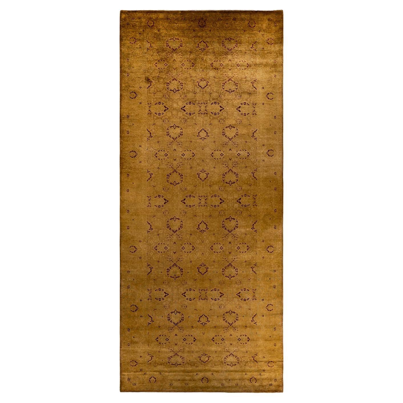 Contemporary Overdyed Hand Knotted Wool Gold Area Rug im Angebot