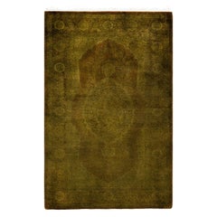 Contemporary Overdyed Hand Knotsted Wool Gold Area Rug (Tapis de sol en laine surteintée doré)