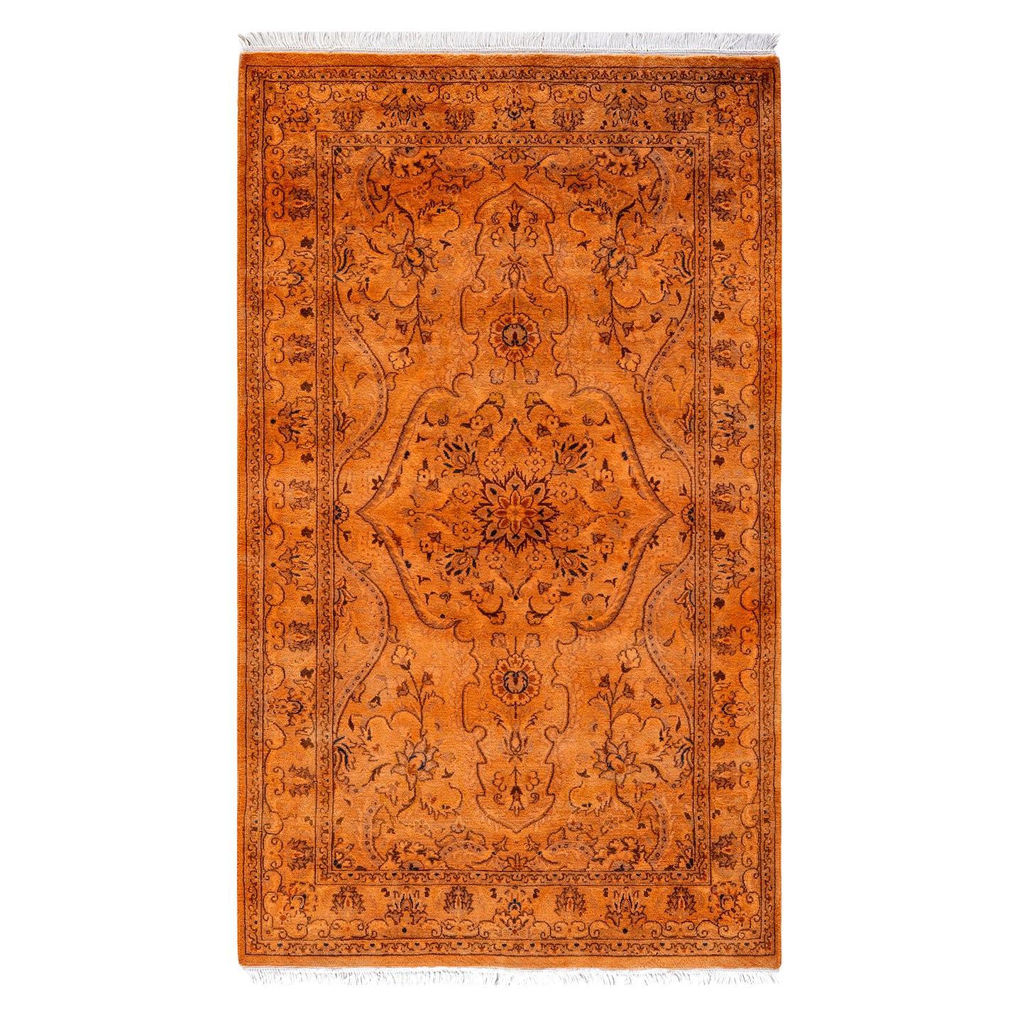 Alfombra de lana dorada teñida a mano contemporánea