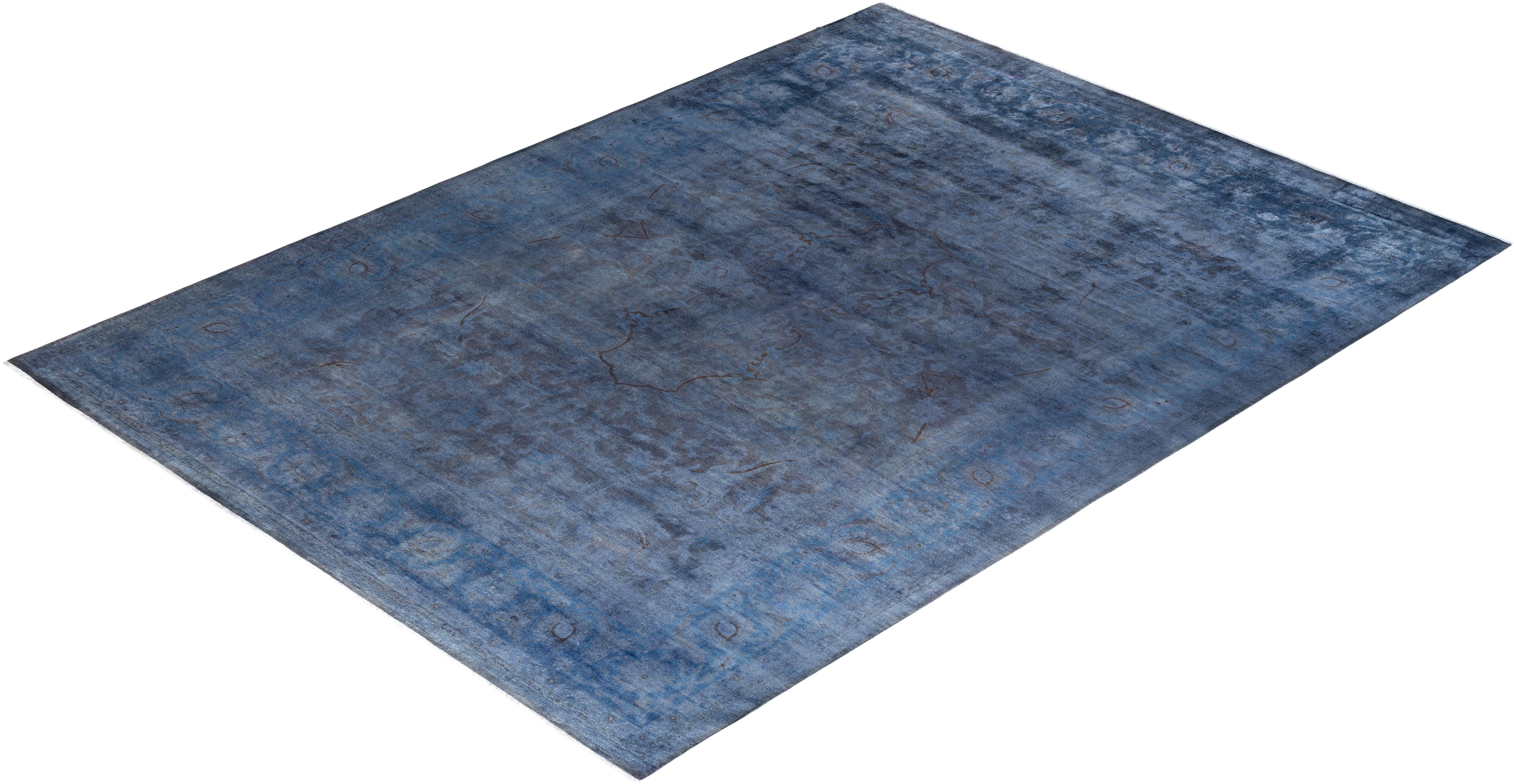 Contemporary Tapis de sol en laine surteinte nouée à la main, de couleur grise 10' 1