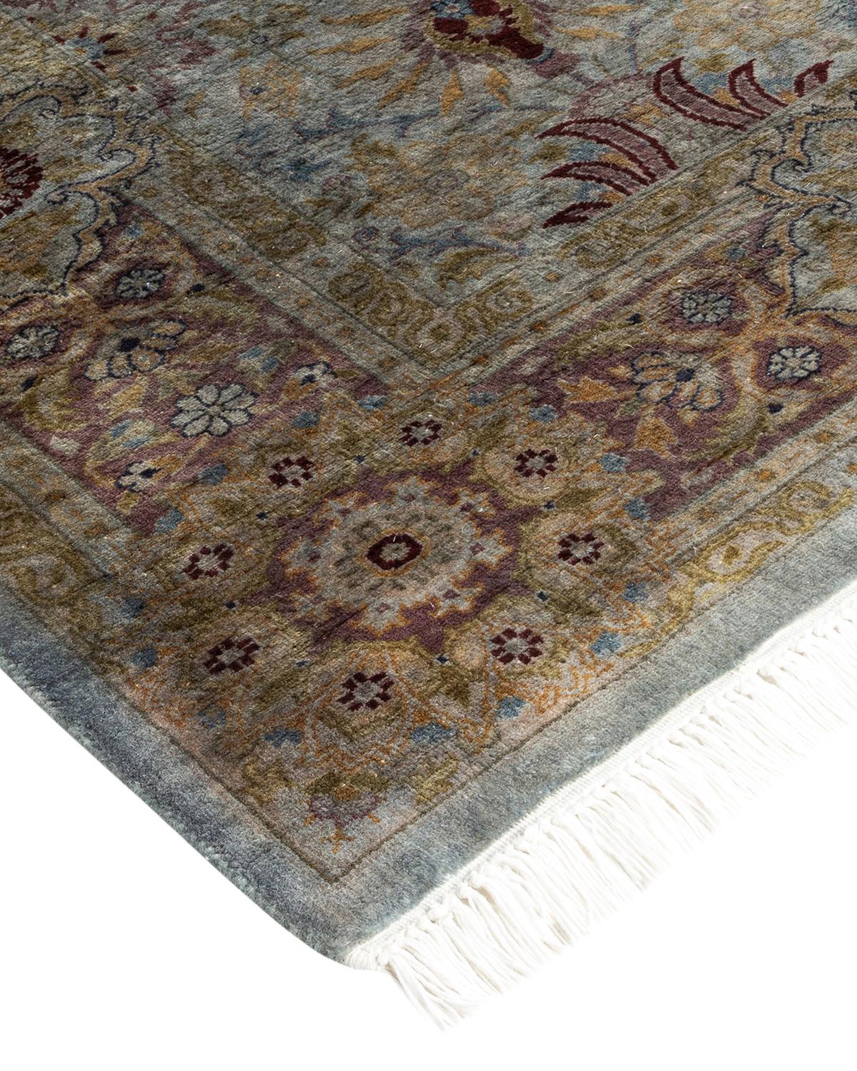 I tappeti Vibrance rappresentano il classico con un tocco di classe: motivi tradizionali sovratinti con colori brillanti. Ogni tappeto annodato a mano viene lavato con una tintura botanica naturale al 100% che rivela le sfumature nascoste nei