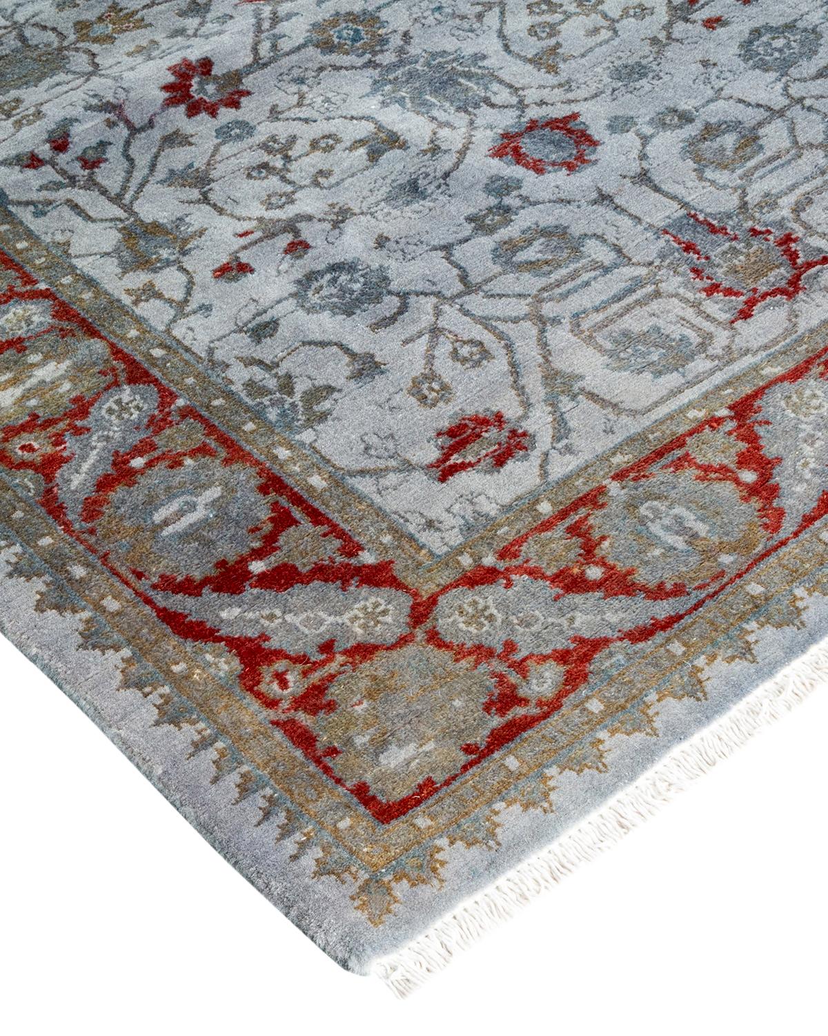I tappeti Vibrance rappresentano il classico con un tocco di classe: motivi tradizionali sovratinti con colori brillanti. Ogni tappeto annodato a mano viene lavato con una tintura botanica naturale al 100% che rivela le sfumature nascoste nei