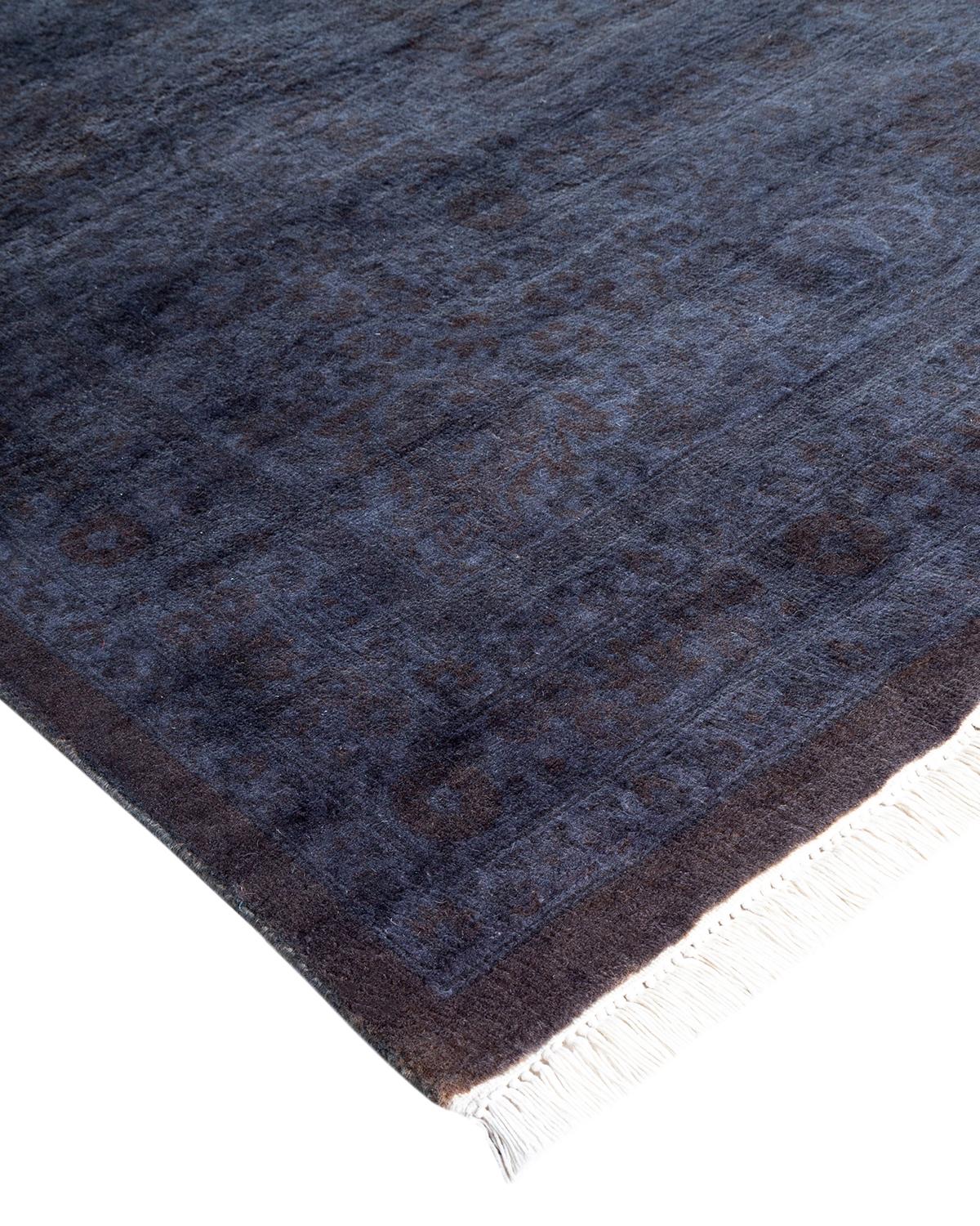 Vibrance-Teppiche sind der Inbegriff von Klassik mit Pfiff: traditionelle Muster in leuchtenden Farben gefärbt. Jeder handgeknüpfte Teppich wird mit einem 100 % natürlichen botanischen Farbstoff gewaschen, der verborgene Nuancen in den Mustern