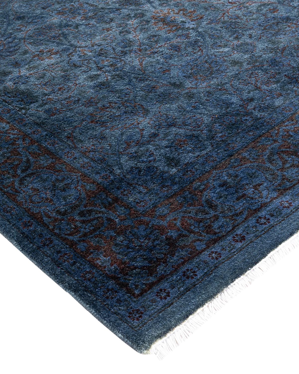 Vibrance-Teppiche sind der Inbegriff von Klassik mit Pfiff: traditionelle Muster in leuchtenden Farben gefärbt. Jeder handgeknüpfte Teppich wird mit einem 100 % natürlichen botanischen Farbstoff gewaschen, der verborgene Nuancen in den Mustern