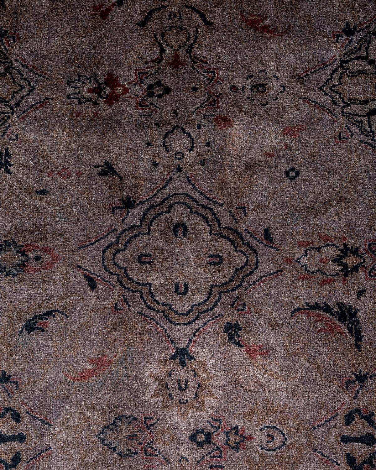 Contemporary Overdyed Hand Knotted Wool Gray Area Rug (Pakistanisch) im Angebot