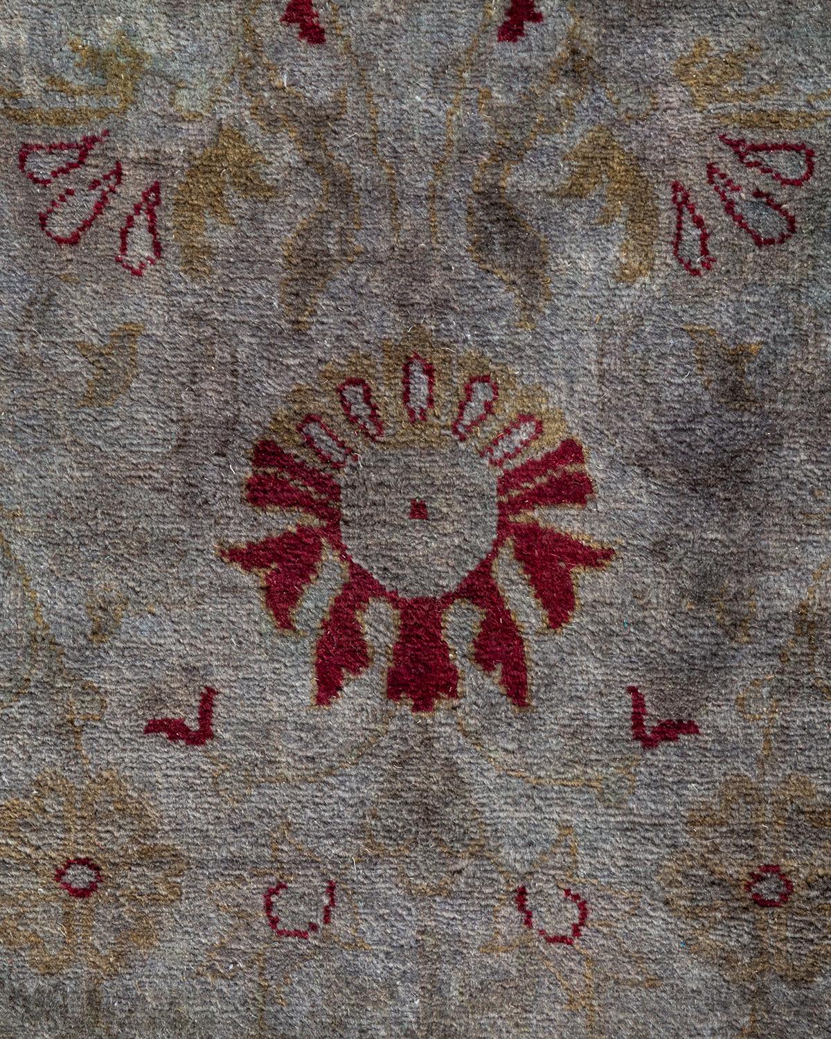 Contemporary Overdyed Hand Knotted Wool Gray Area Rug (Pakistanisch) im Angebot