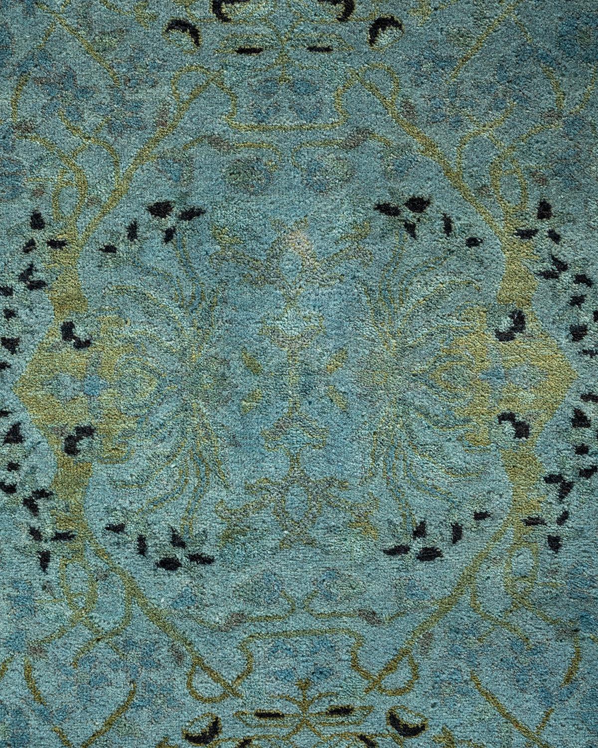 Contemporary Overdyed Hand Knotted Wool Gray Area Rug (Pakistanisch) im Angebot
