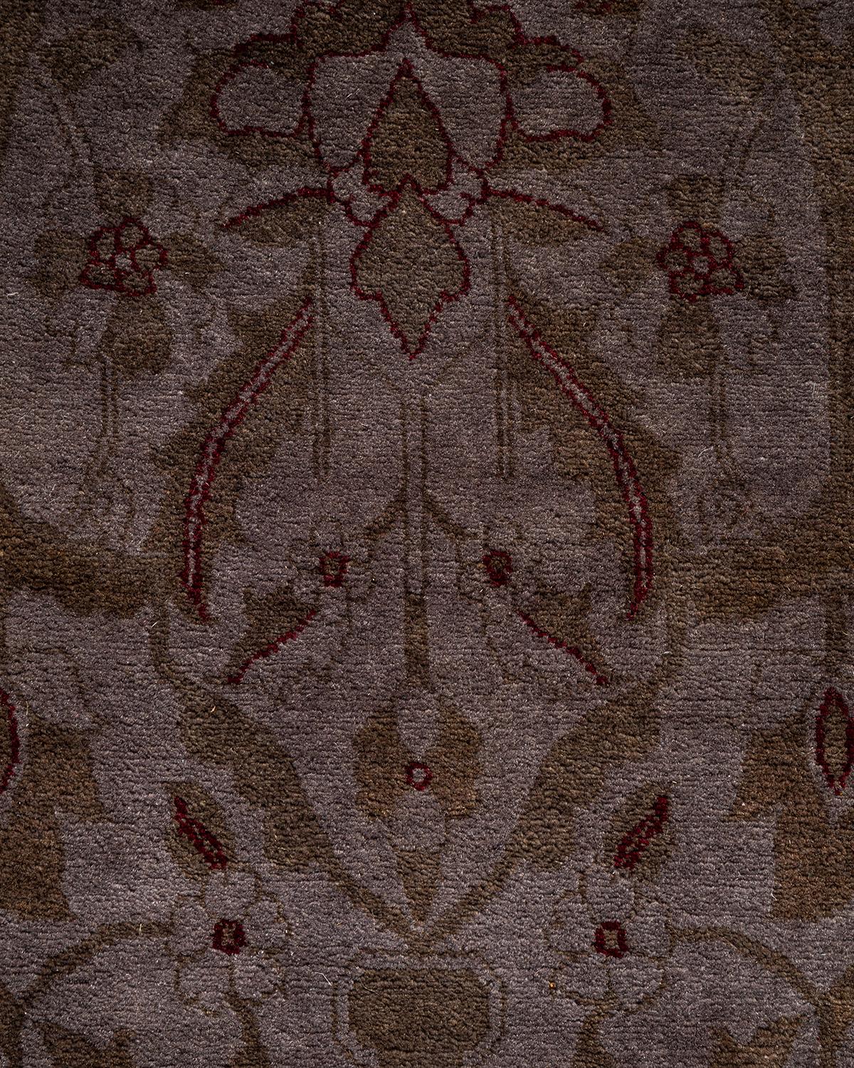 Contemporary Overdyed Hand Knotted Wool Gray Area Rug (Pakistanisch) im Angebot