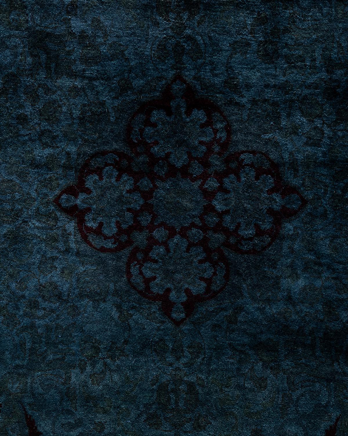 Contemporary Overdyed Hand Knotted Wool Gray Area Rug (Pakistanisch) im Angebot
