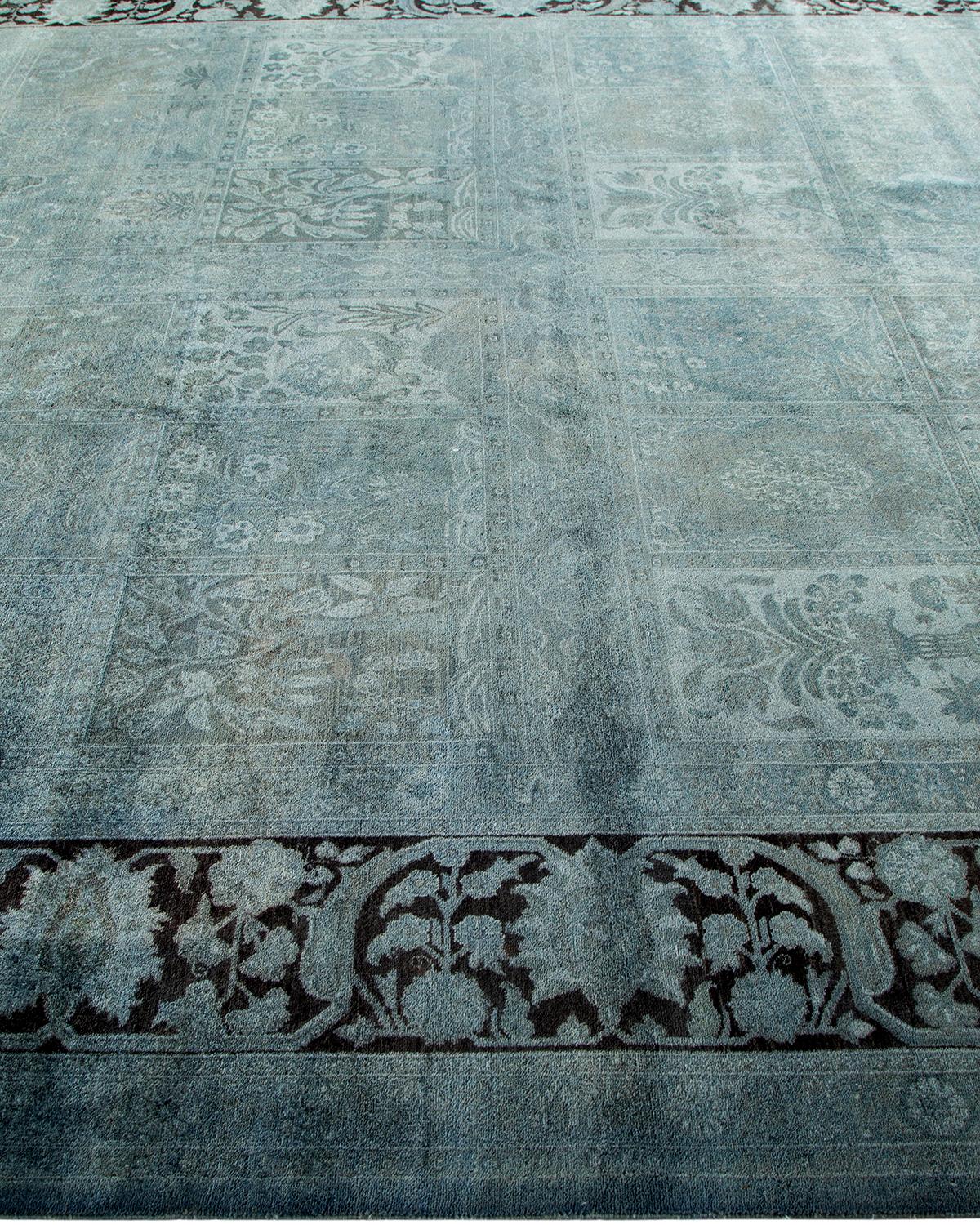 Contemporary Overdyed Hand Knotted Wool Gray Area Rug im Zustand „Neu“ im Angebot in Norwalk, CT