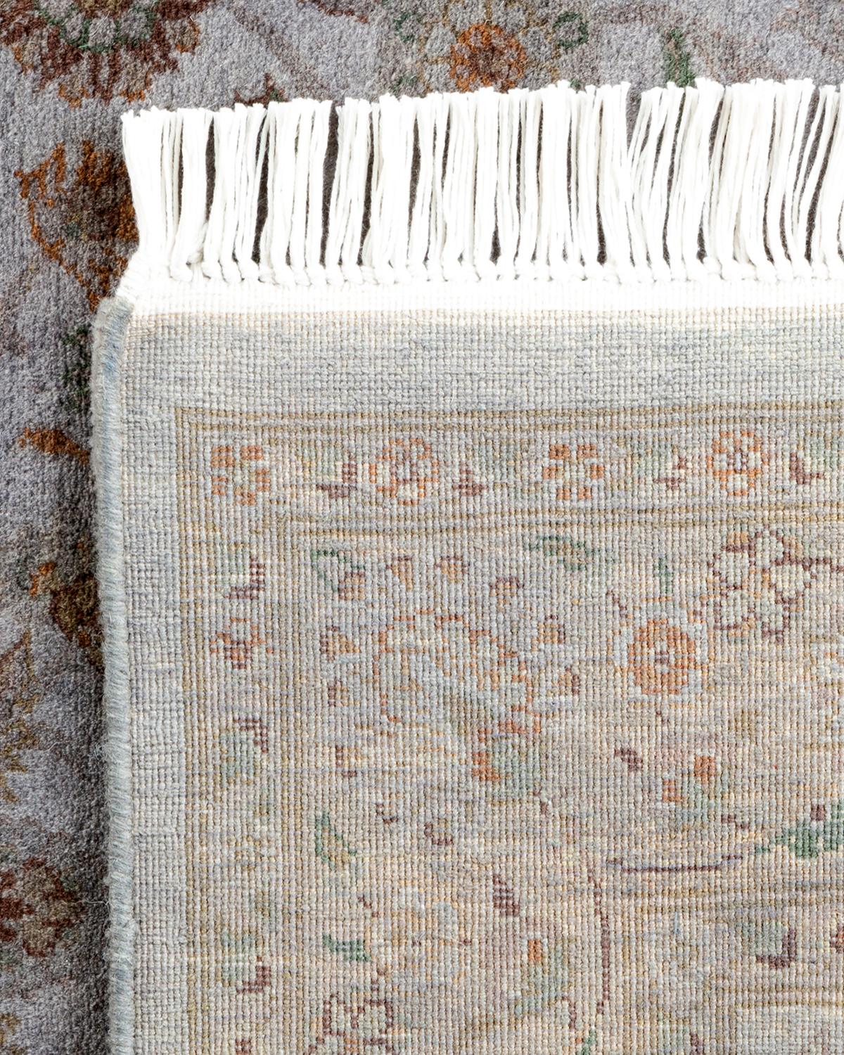 XXIe siècle et contemporain Contemporary Overdyed Hand Knotted Wool Gray Area Rug (Tapis de sol surdimensionné en laine grise nouée à la main) en vente