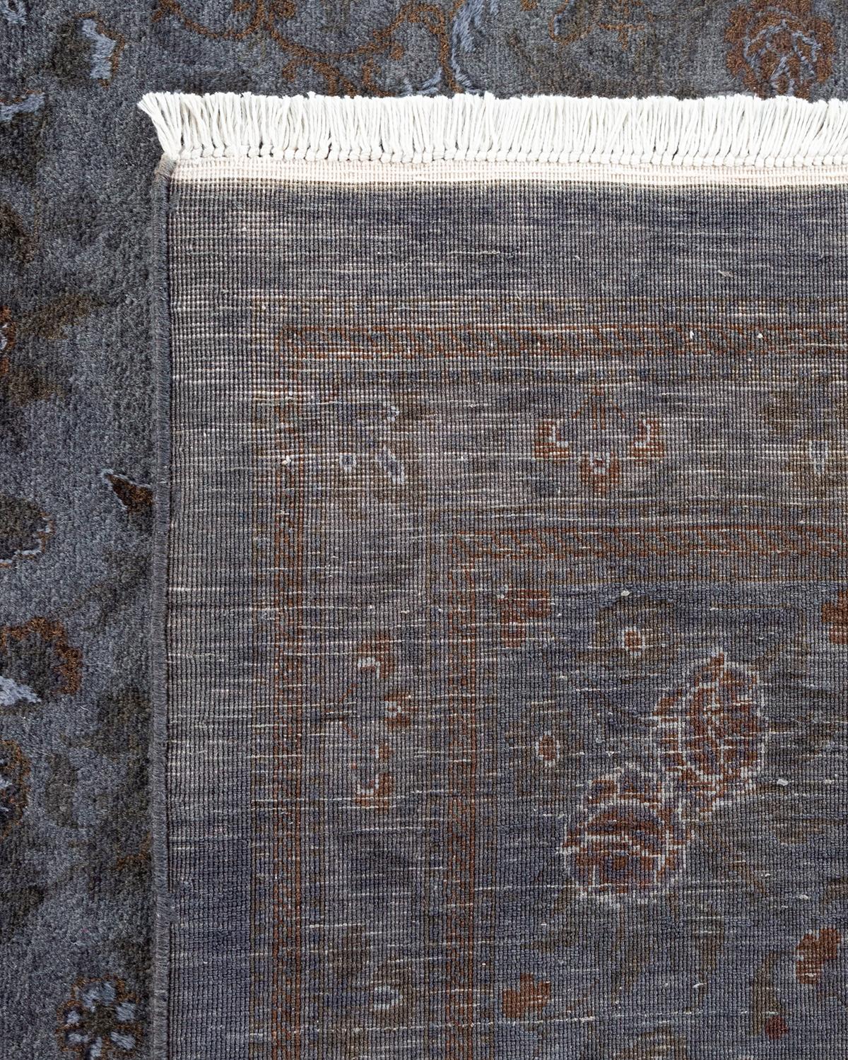 Contemporary Overdyed Hand Knotted Wool Gray Area Rug (21. Jahrhundert und zeitgenössisch) im Angebot
