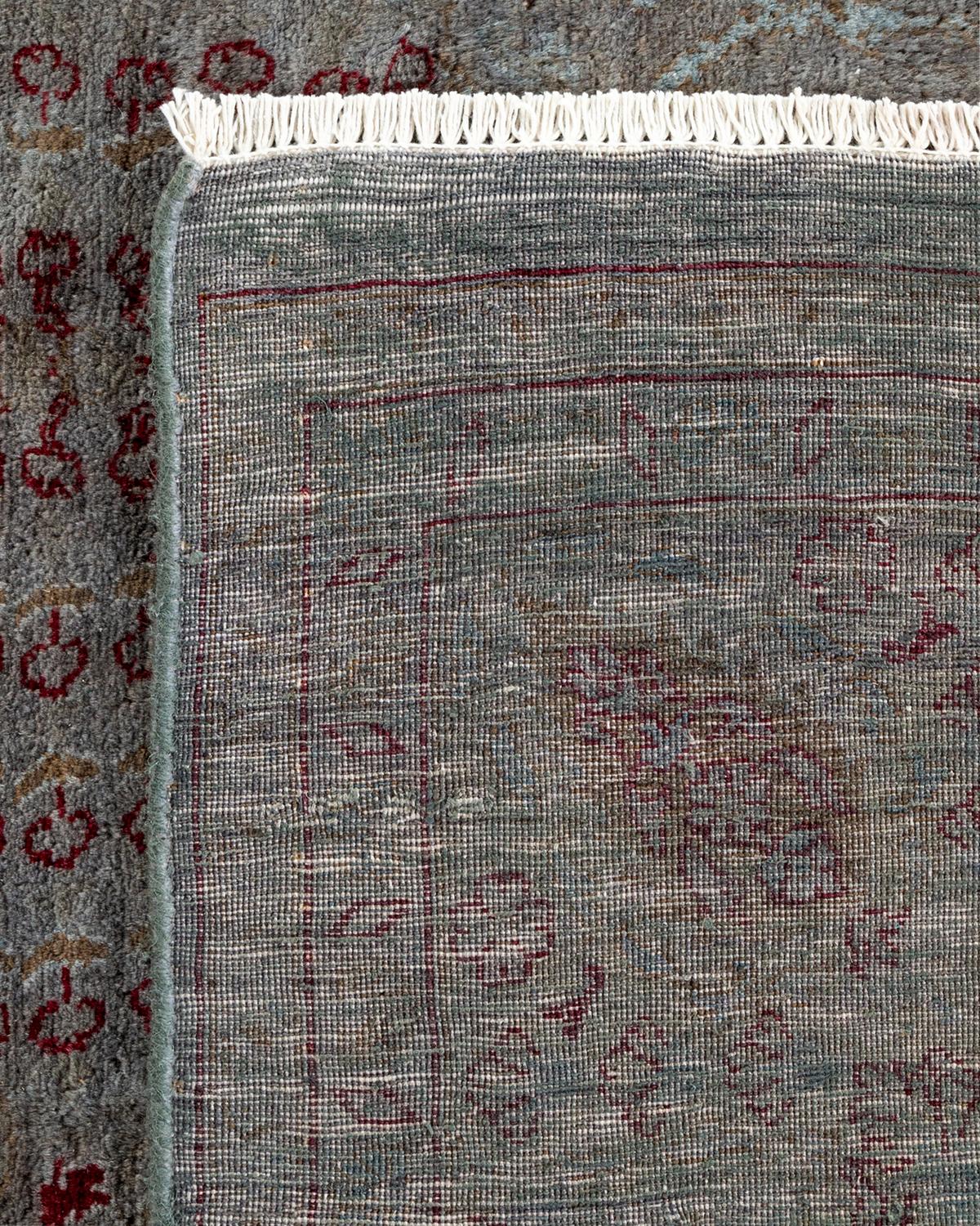 Contemporary Overdyed Hand Knotted Wool Gray Area Rug (21. Jahrhundert und zeitgenössisch) im Angebot