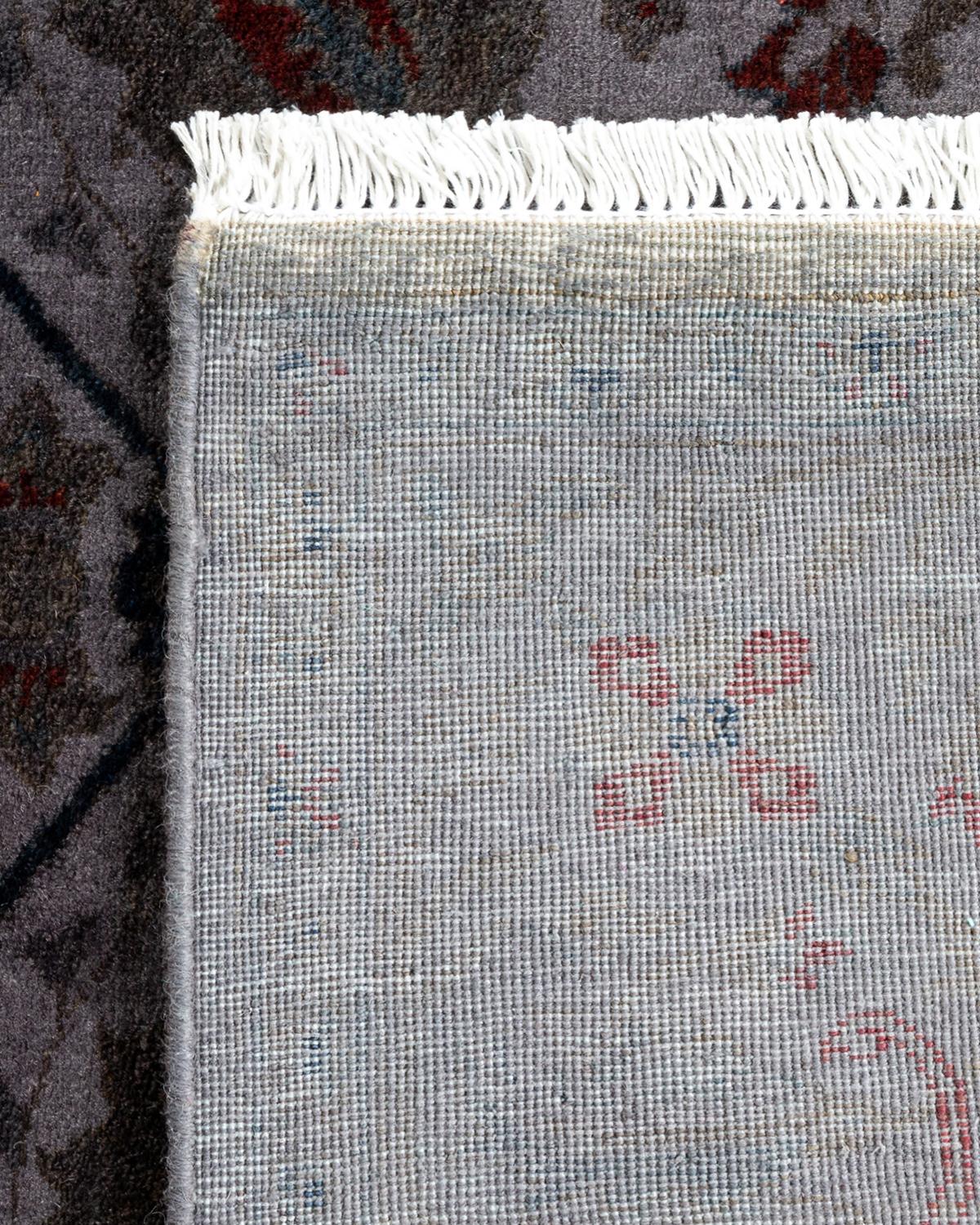 XXIe siècle et contemporain Contemporary Overdyed Hand Knotted Wool Gray Area Rug (Tapis de sol surdimensionné en laine grise nouée à la main) en vente