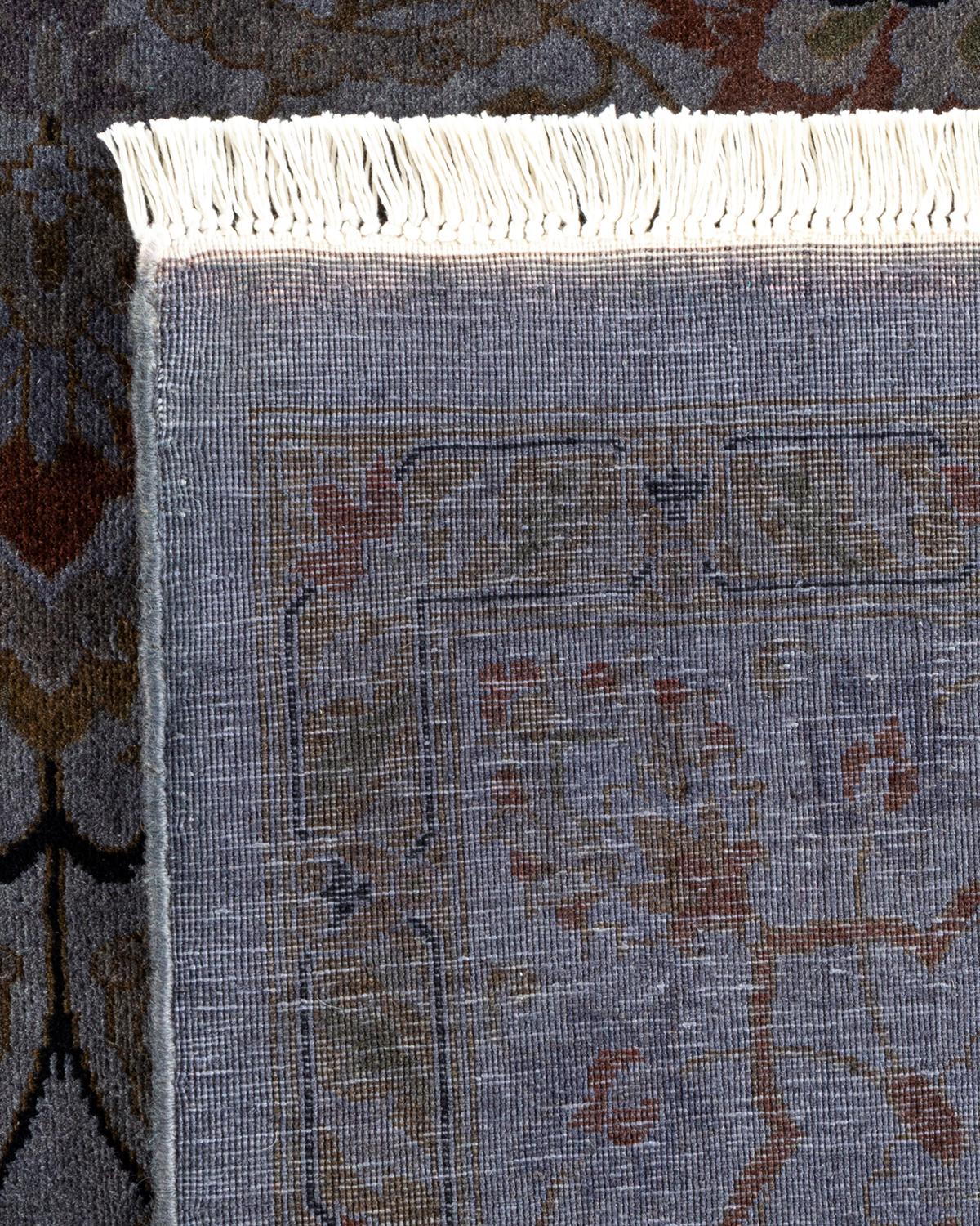 XXI secolo e contemporaneo Contemporary Overdyed Hand Knotted Wool Gray Area Rugs (Tappeto di lana grigio) in vendita