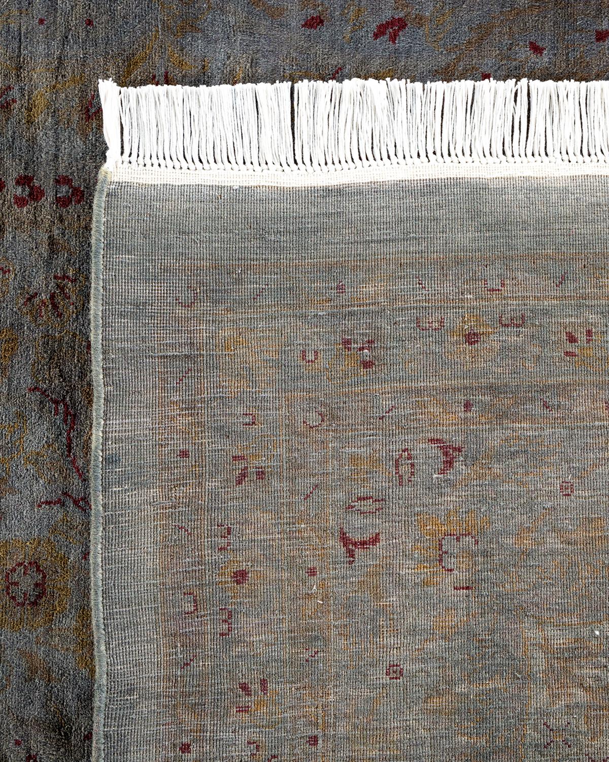 Contemporary Overdyed Hand Knotted Wool Gray Area Rug (21. Jahrhundert und zeitgenössisch) im Angebot