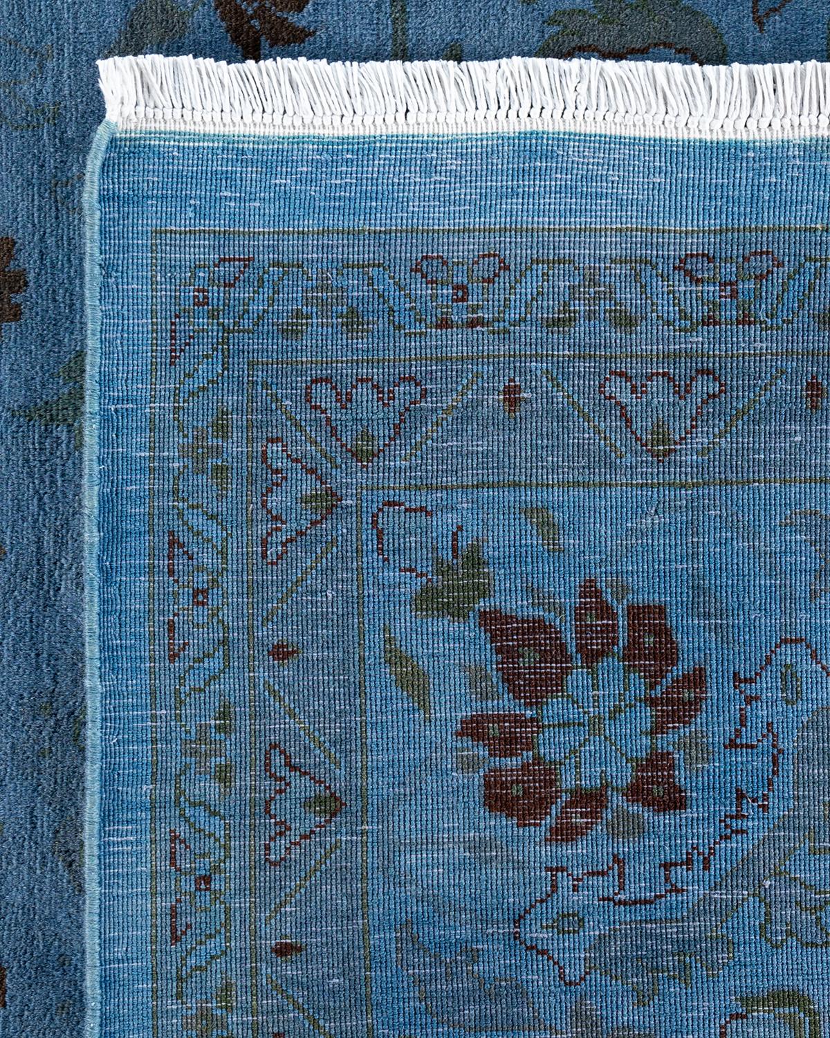 XXIe siècle et contemporain Contemporary Overdyed Hand Knotted Wool Gray Area Rug (Tapis de sol surdimensionné en laine grise nouée à la main) en vente
