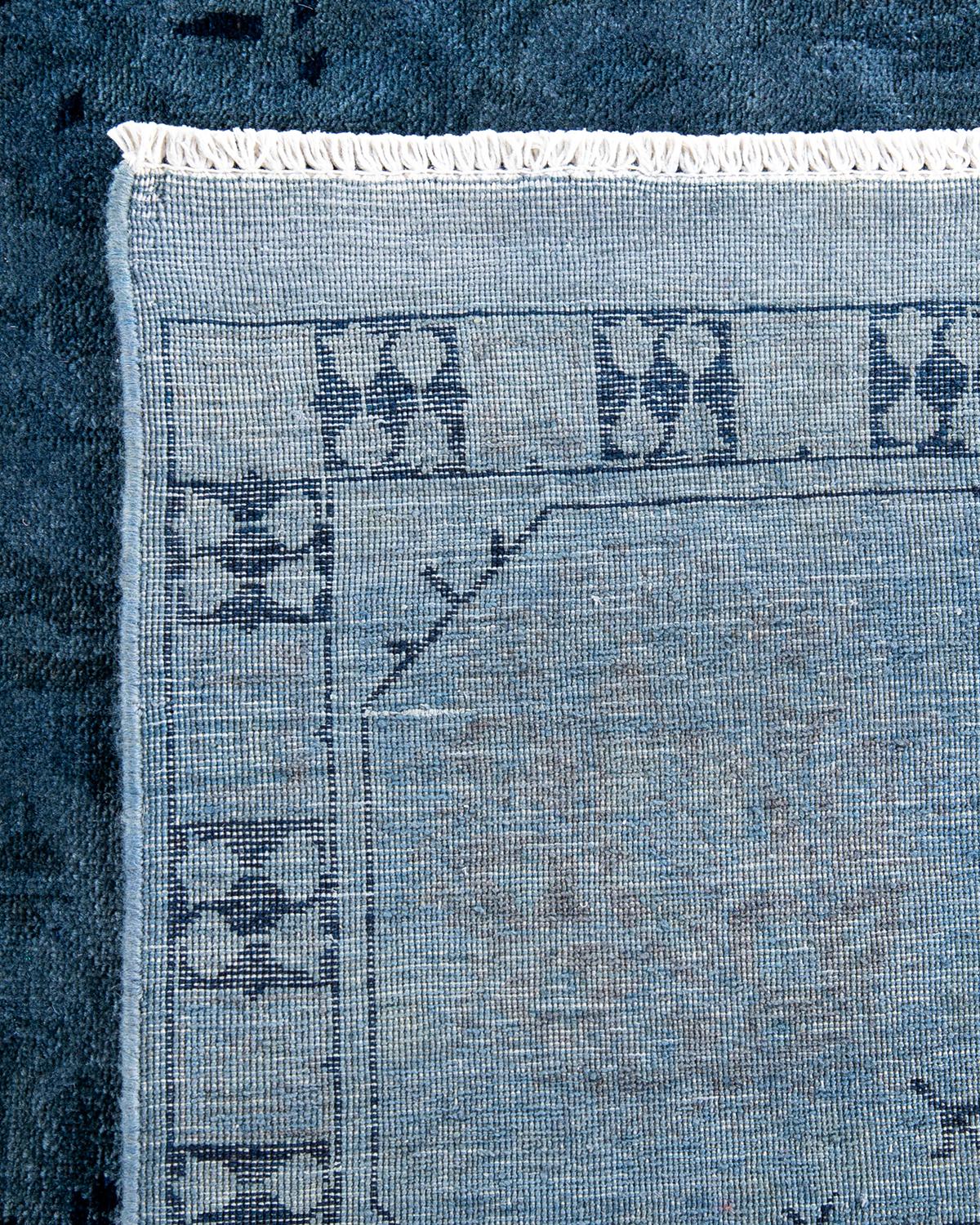 XXI secolo e contemporaneo Contemporary Overdyed Hand Knotted Wool Gray Area Rugs (Tappeto di lana grigio) in vendita