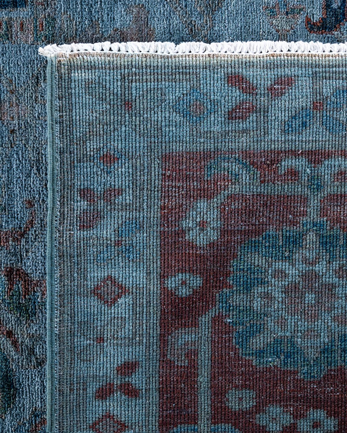 XXI secolo e contemporaneo Contemporary Overdyed Hand Knotted Wool Gray Area Rugs (Tappeto di lana grigio) in vendita