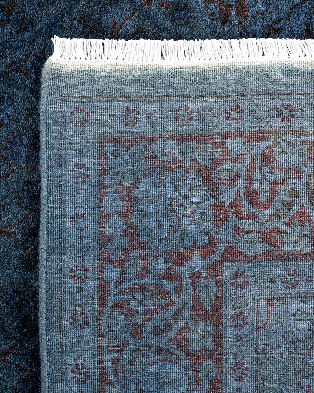 Contemporary Overdyed Hand Knotted Wool Gray Area Rug (21. Jahrhundert und zeitgenössisch) im Angebot