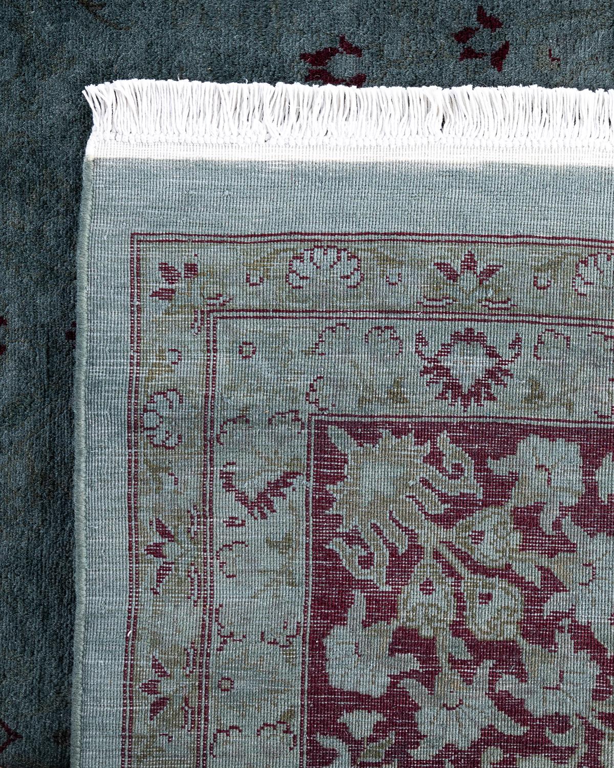 XXI secolo e contemporaneo Contemporary Overdyed Hand Knotted Wool Gray Area Rugs (Tappeto di lana grigio) in vendita