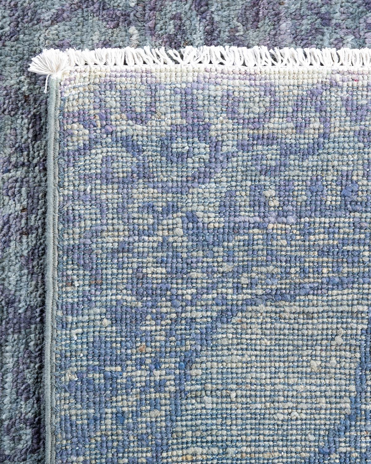 Contemporary Overdyed Hand Knotted Wool Gray Area Rug (21. Jahrhundert und zeitgenössisch) im Angebot
