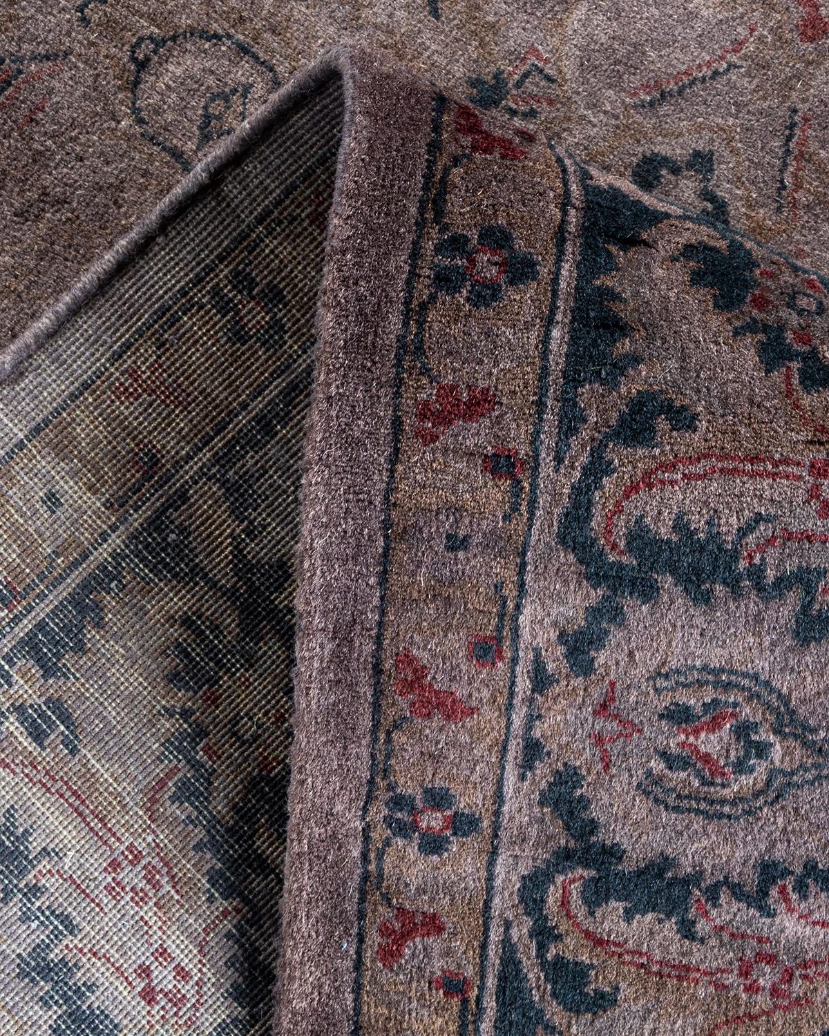 Contemporary Overdyed Hand Knotted Wool Gray Area Rug (Wolle) im Angebot