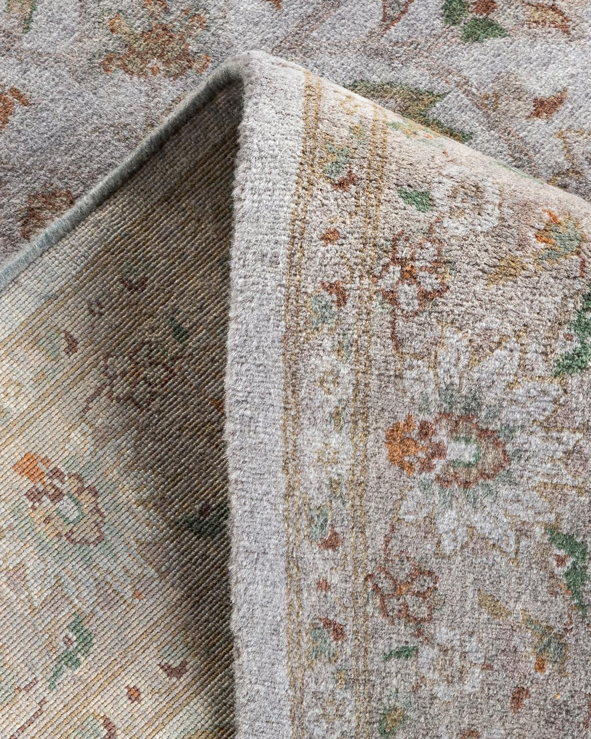 Laine Contemporary Overdyed Hand Knotted Wool Gray Area Rug (Tapis de sol surdimensionné en laine grise nouée à la main) en vente