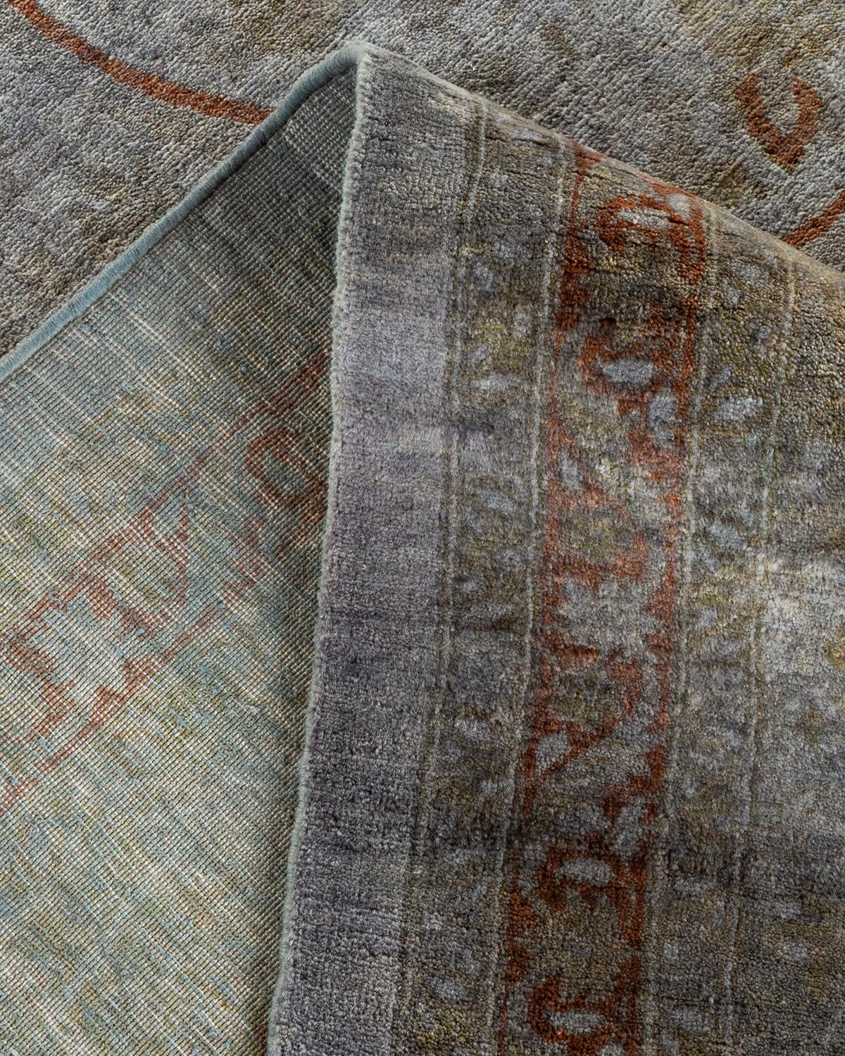 Contemporary Overdyed Hand Knotted Wool Gray Area Rug (Wolle) im Angebot