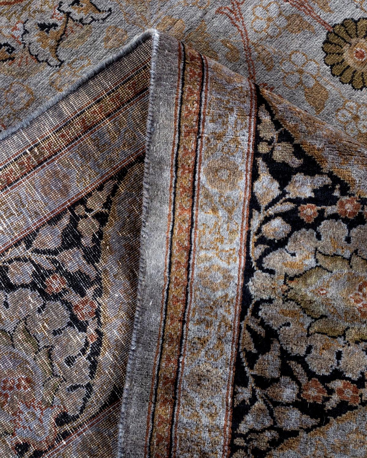 Laine Contemporary Overdyed Hand Knotted Wool Gray Area Rug (Tapis de sol surdimensionné en laine grise nouée à la main) en vente