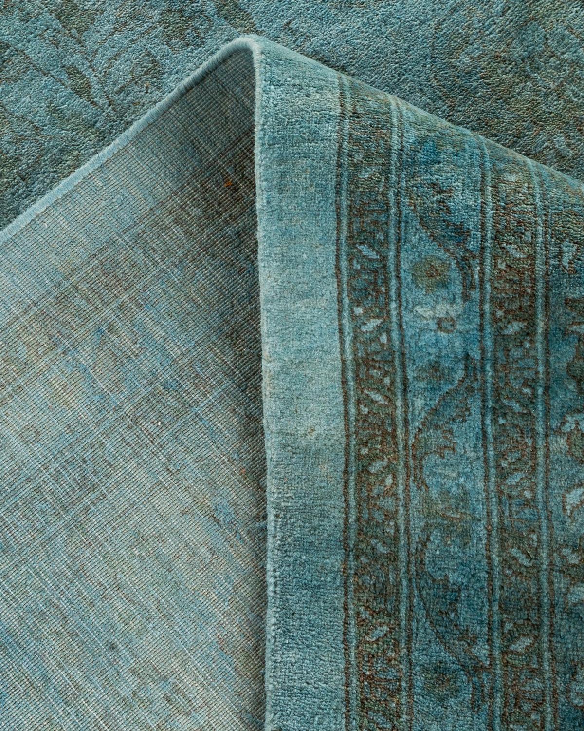 Contemporary Overdyed Hand Knotted Wool Gray Area Rug (Wolle) im Angebot