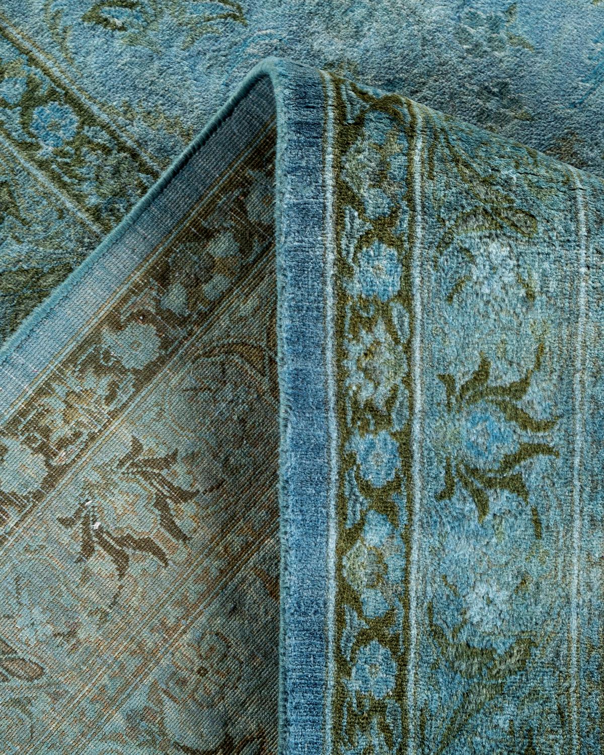 Contemporary Overdyed Hand Knotted Wool Gray Area Rug (Wolle) im Angebot
