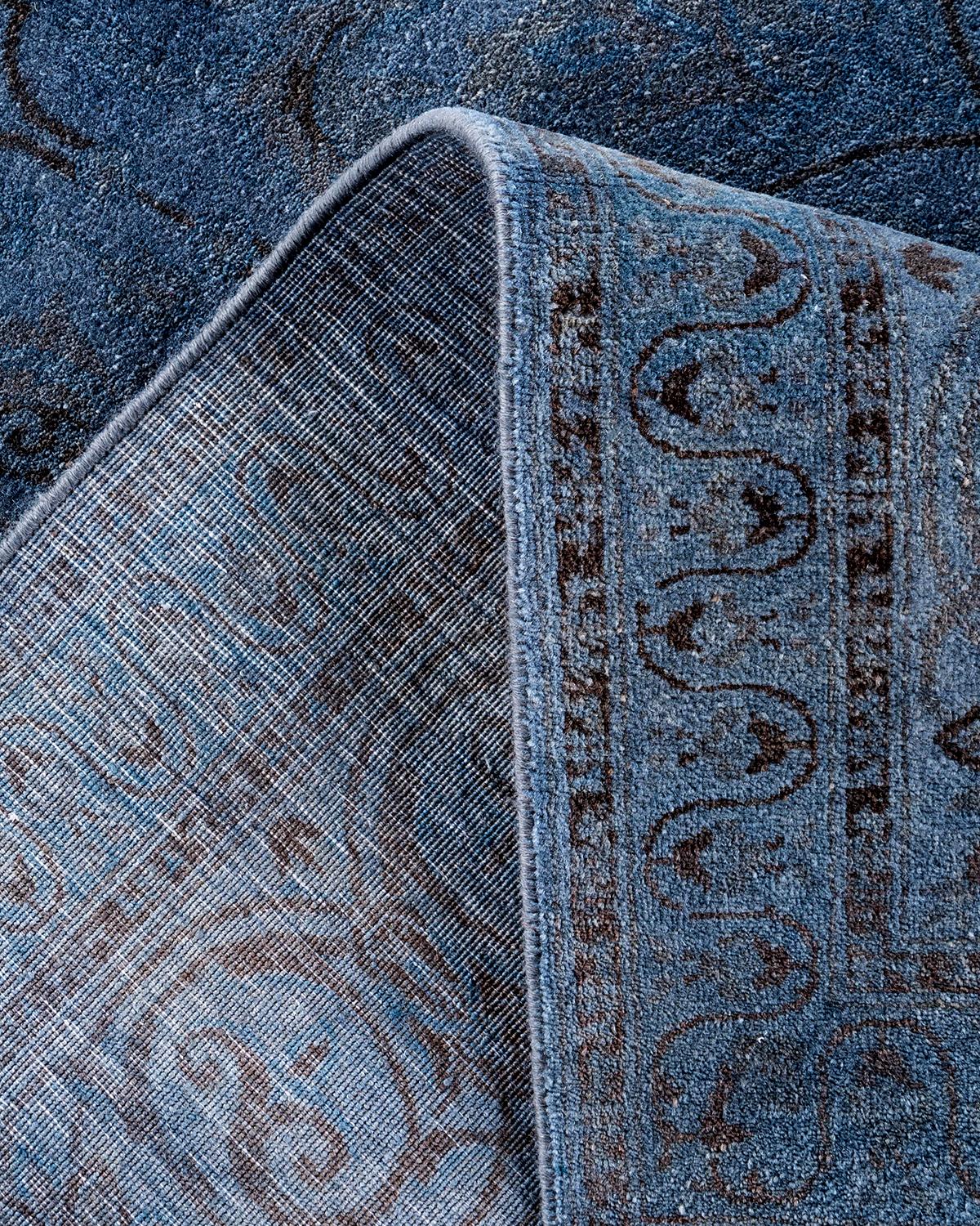 Contemporary Overdyed Hand Knotted Wool Gray Area Rug (Wolle) im Angebot