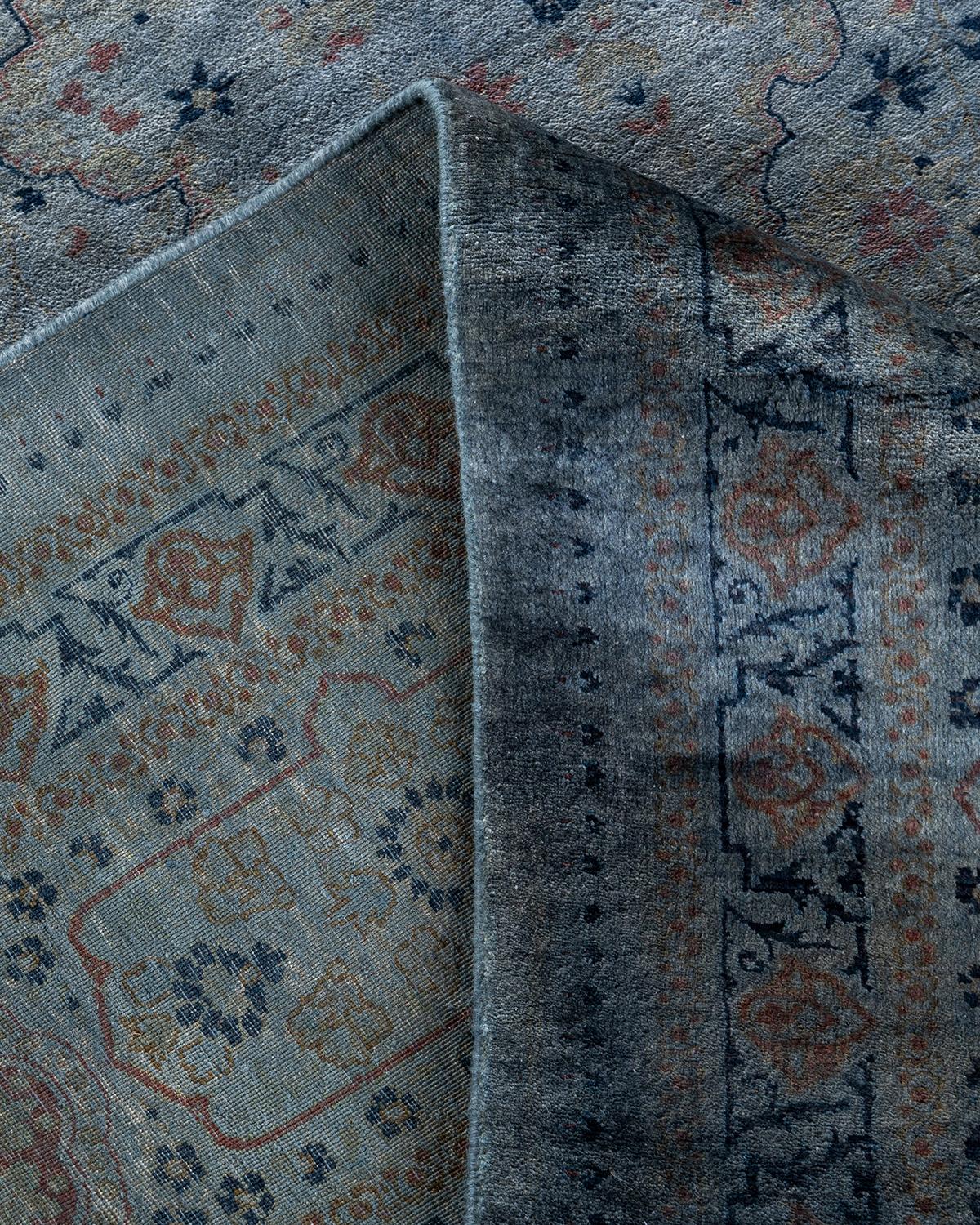 Contemporary Overdyed Hand Knotted Wool Gray Area Rug (Wolle) im Angebot