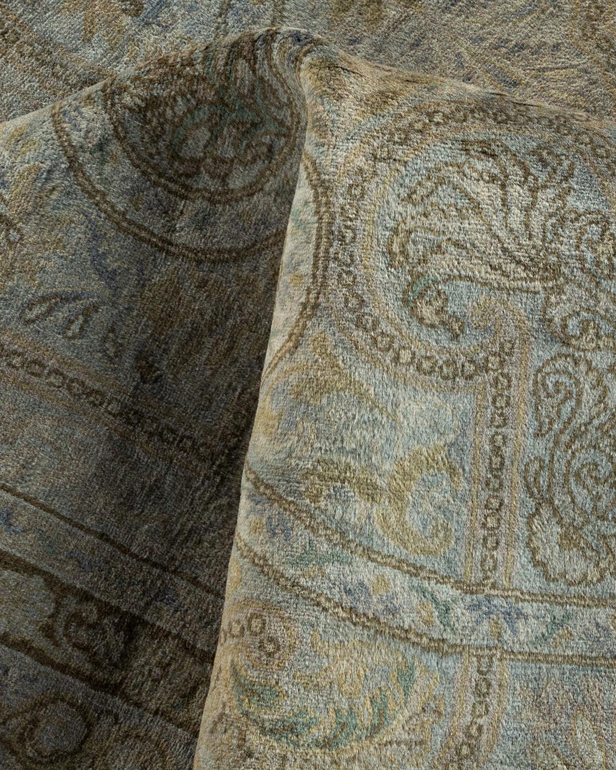 Contemporary Overdyed Hand Knotted Wool Gray Area Rug (Tapis de sol surdimensionné en laine grise nouée à la main) en vente 1