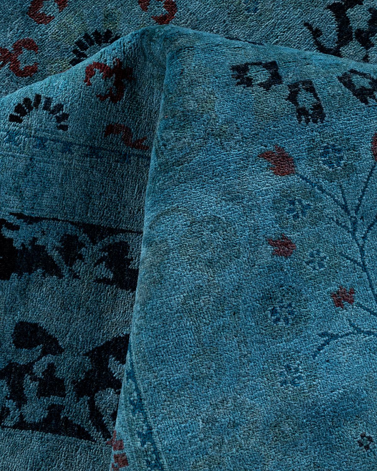Contemporary Overdyed Hand Knotted Wool Gray Area Rug (Tapis de sol surdimensionné en laine grise nouée à la main) en vente 1